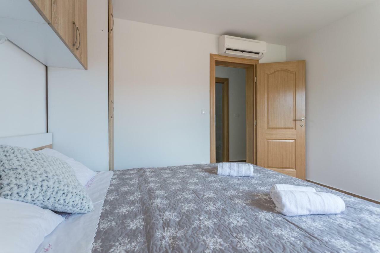 Marta Appartement Dubrovnik Buitenkant foto
